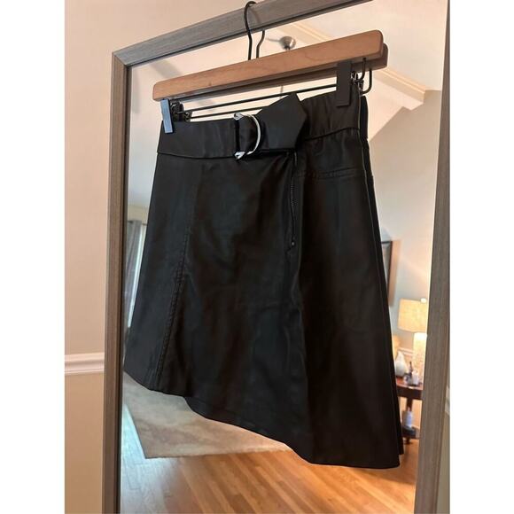 Zara Faux Leather Mini Skirt Black with Belt Size XS - Picture 1 of 4